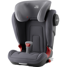 tiene súper rebajada la silla de coche Britax Römer Kidfix 2S para  que los niños de 3,5 a 12 años viajen siempre seguros